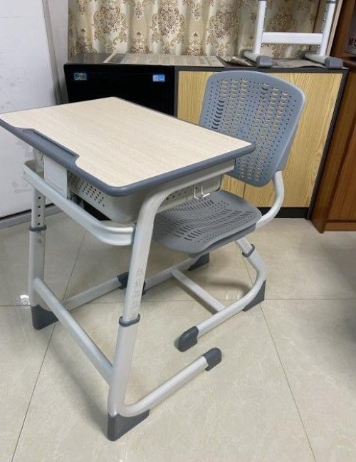 A-08 High quality class chairs in good finishing