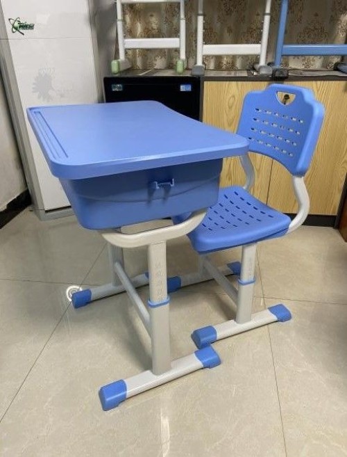 A-12 High quality class chairs in good finishing