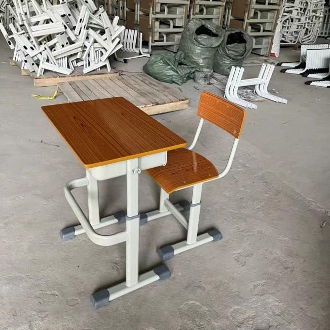 A-05 High quality class chairs in good finishing