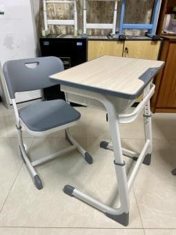 High quality class chairs in good finishing